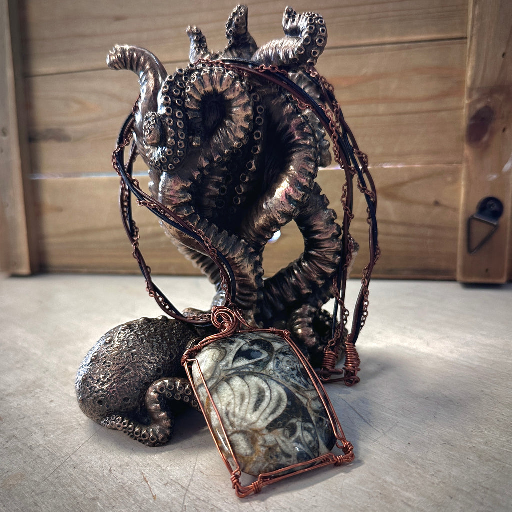 Deep Sea Treasure Coral Wire Necklace
