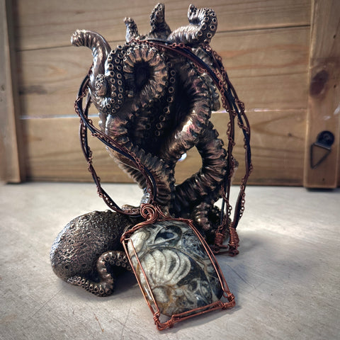 Deep Sea Treasure Coral Wire Necklace