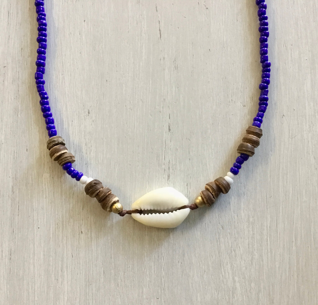Coconut Bead Cowrie Necklace