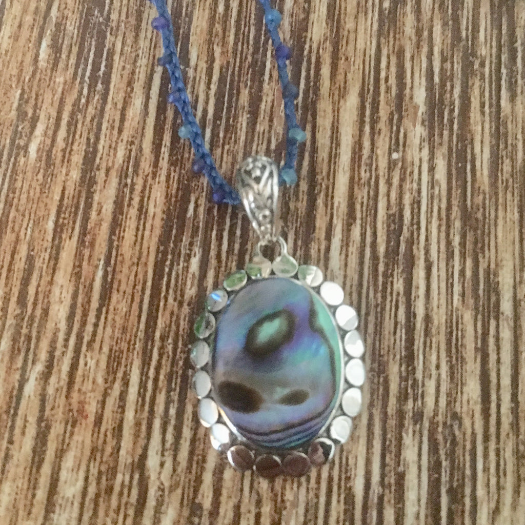 Abalone Peti Point Necklace