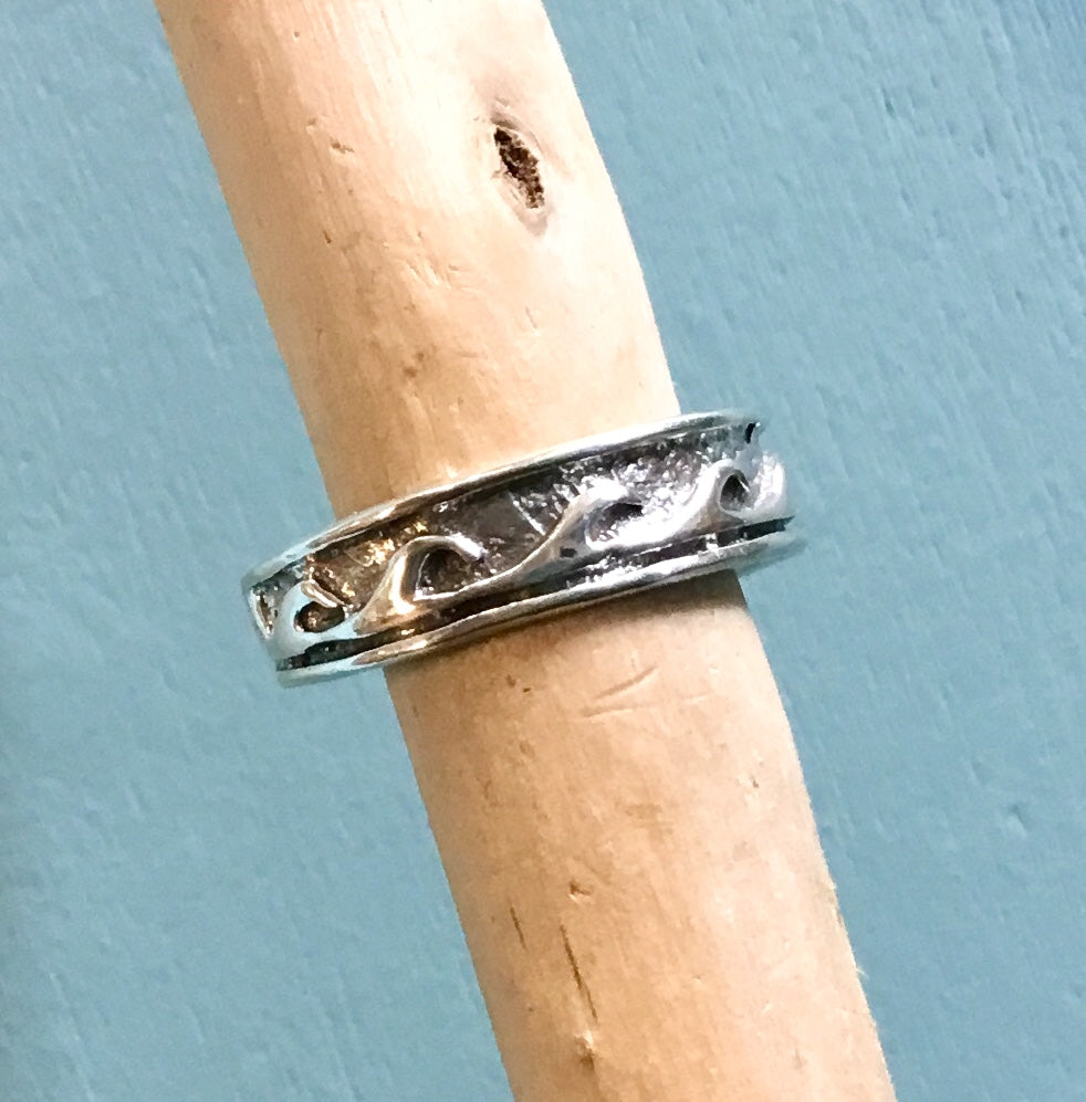 Ocean Wave Toe Ring