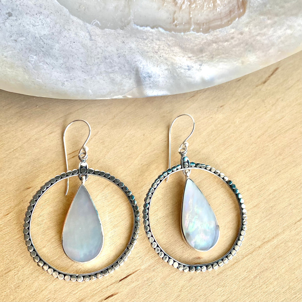 Pearl Shell Circle Tear Drop Earrings