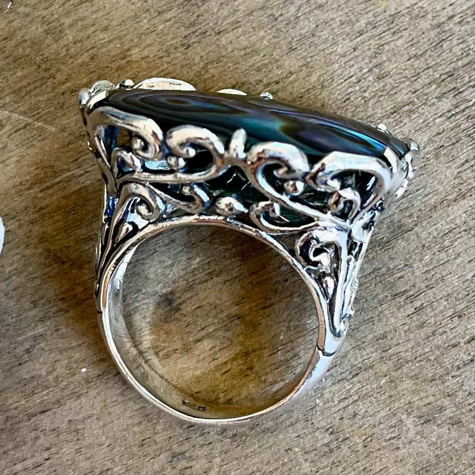 Queen Abalone Ring