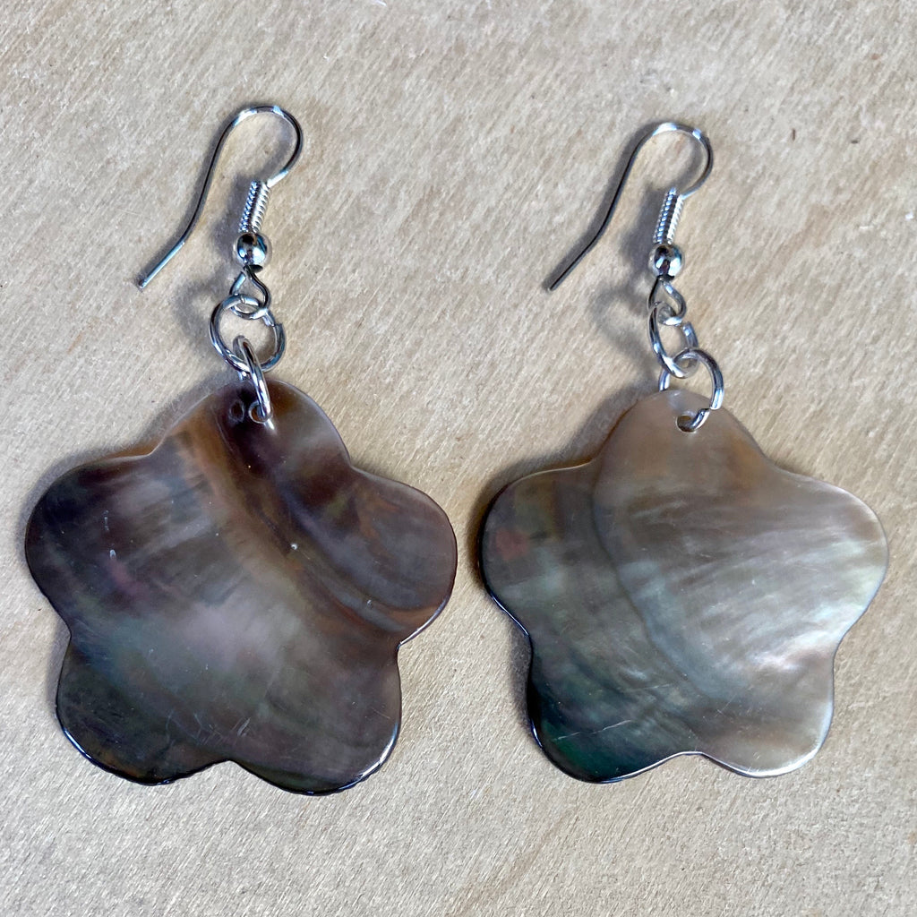 Shell Flower Earrings