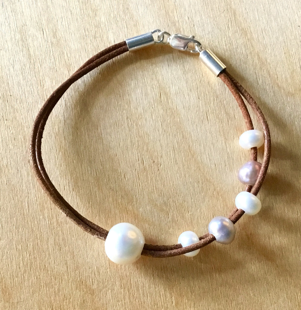Pearl Orbit Leather Bracelet