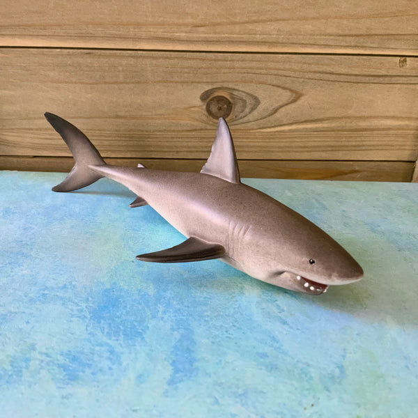 Realistic Shark Toy – Sea Things Ventura