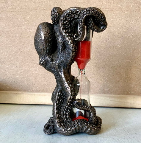 Octopus Hourglass