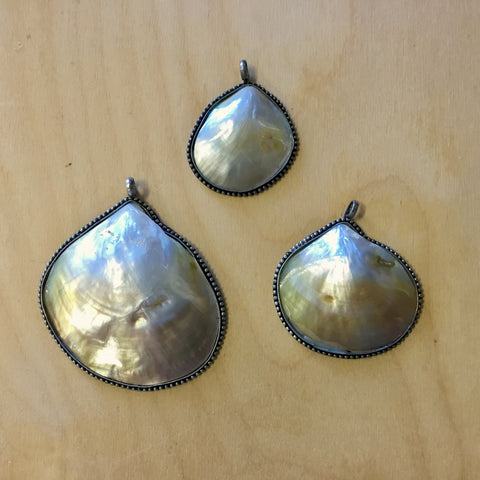 MOP Pendant