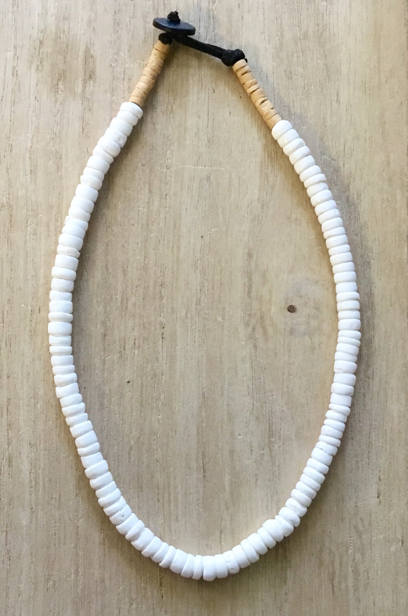 Hawaiian Necklace Puka Shell Choker Poker Shell Necklace White