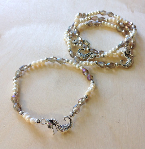 Seahorse Pearl Stretch Bracelet