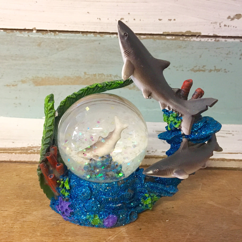 Shark Dream Snow Globe – Sea Things Ventura