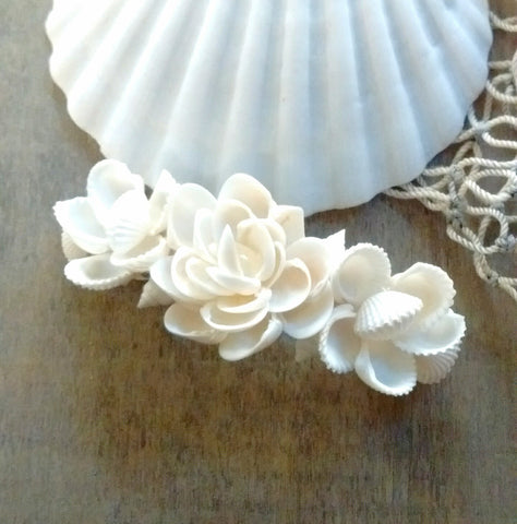 Shell Floral Hair Clip
