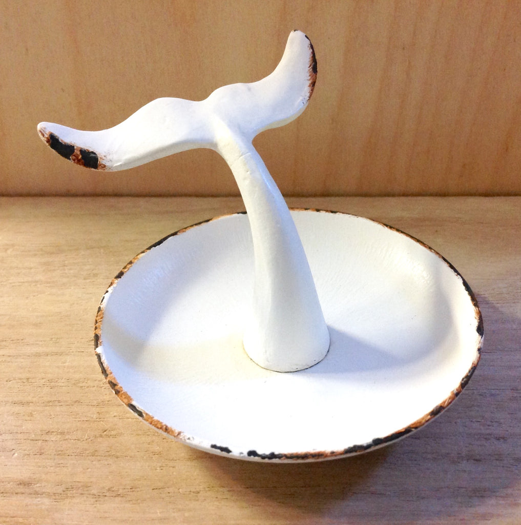 White Whale Tail Ring Dish