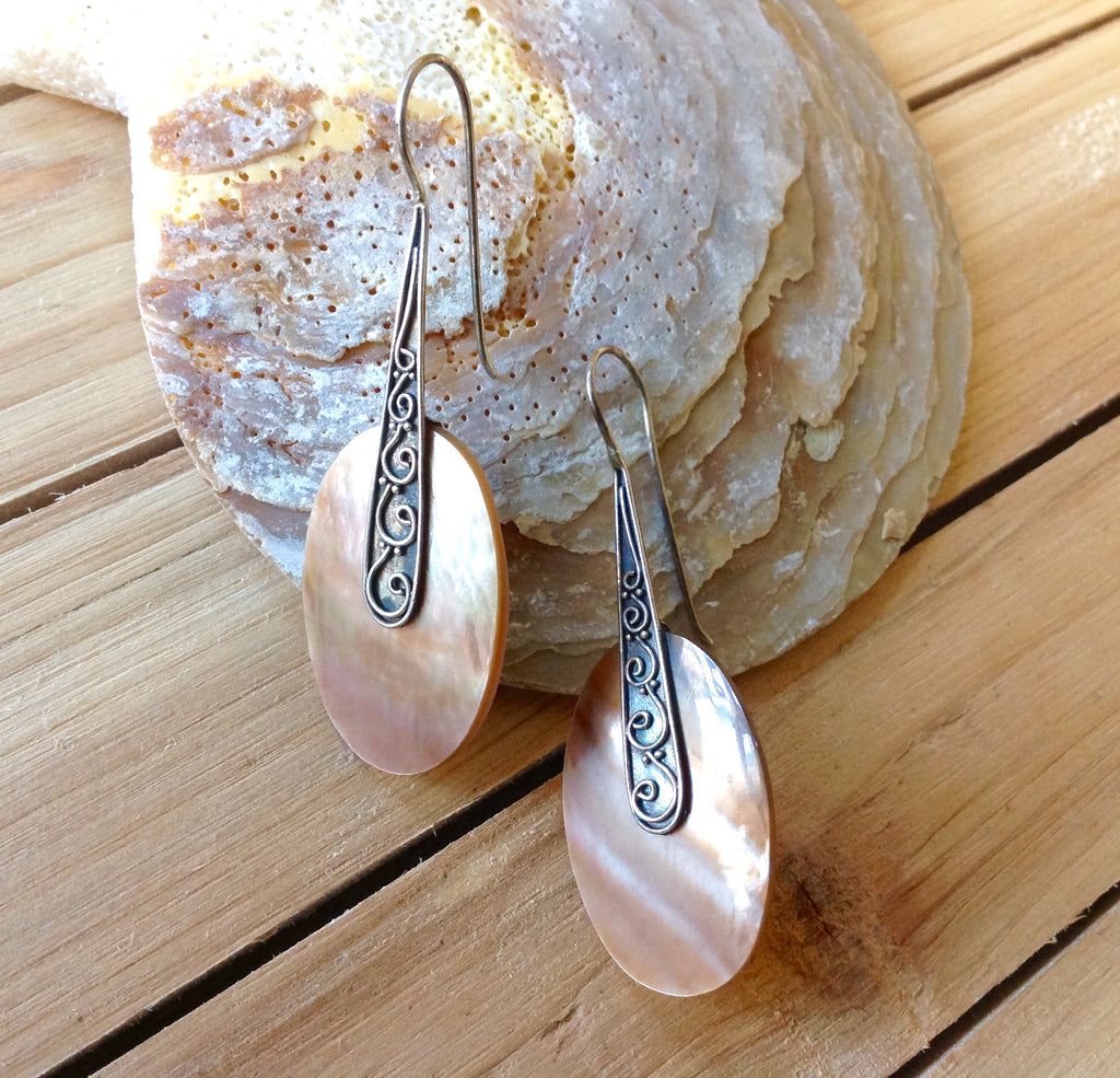 Rose Blush Mother of Pearl Earrings