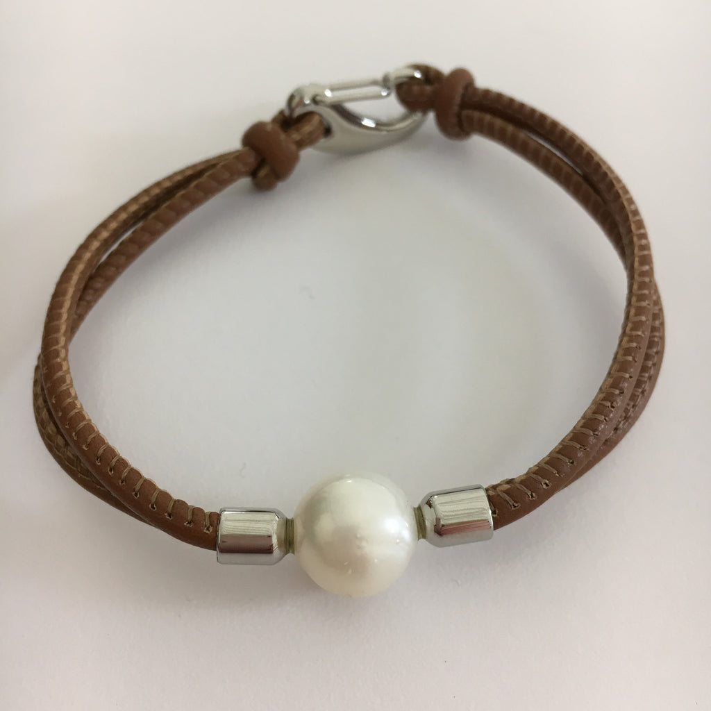 Center Pearl Bracelet