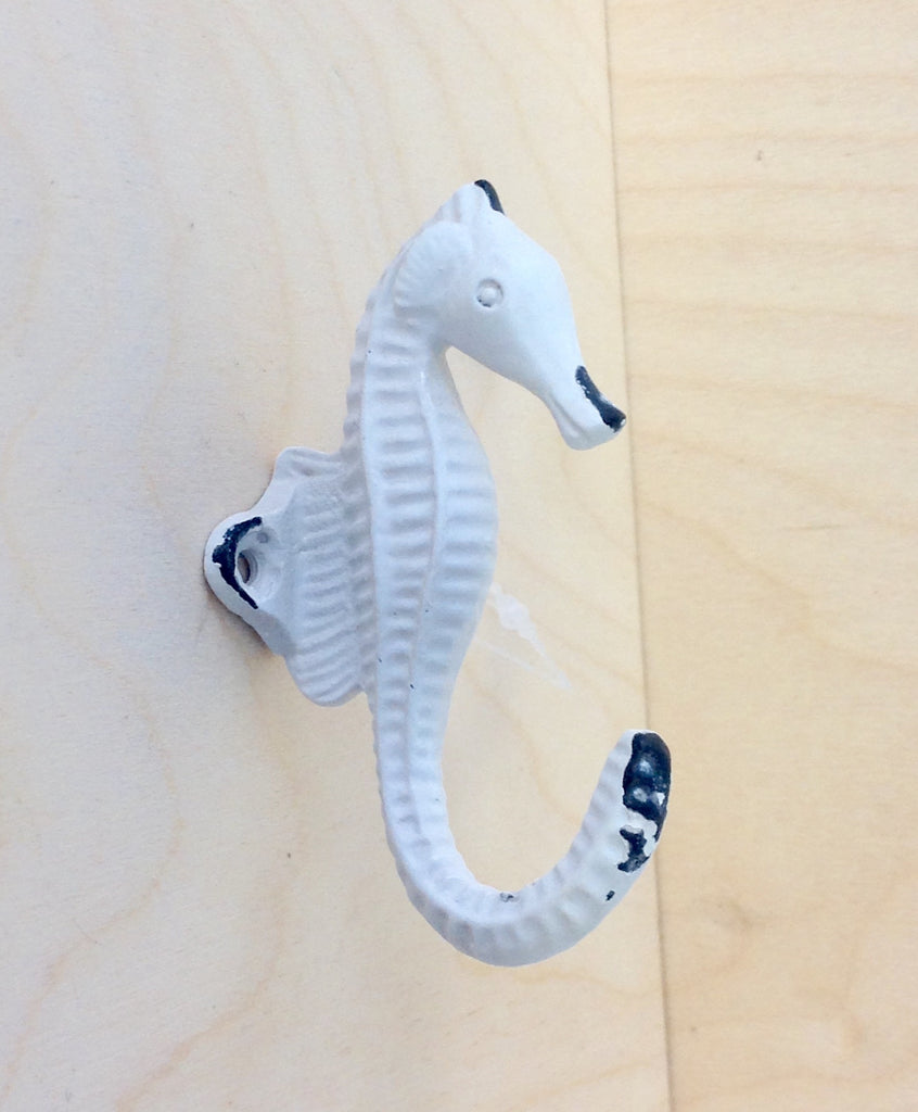 Little White Seahorse Hook