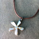 Daisy Flower Shell Necklace