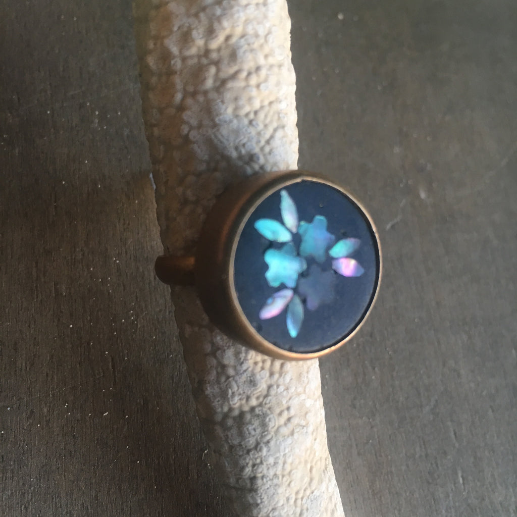 Vintage Flower Abalone Ring