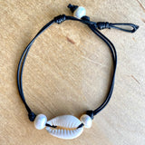 Cowrie Pearl Bracelet