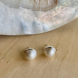 Silver Edge Pearl Stud Earrings
