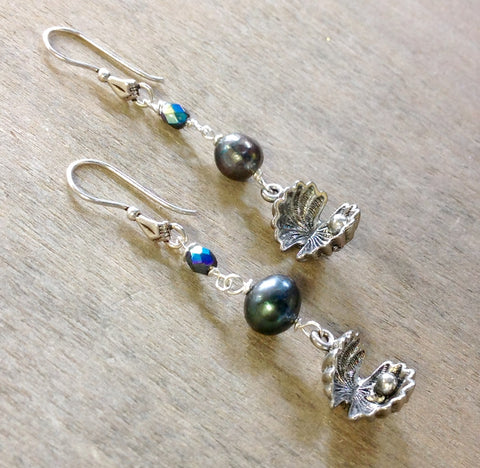 Treasure Clam Earrings