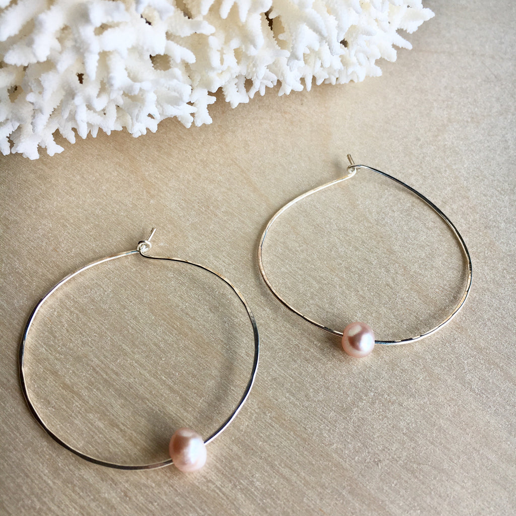 Pearl Beauty Hoop Earrings